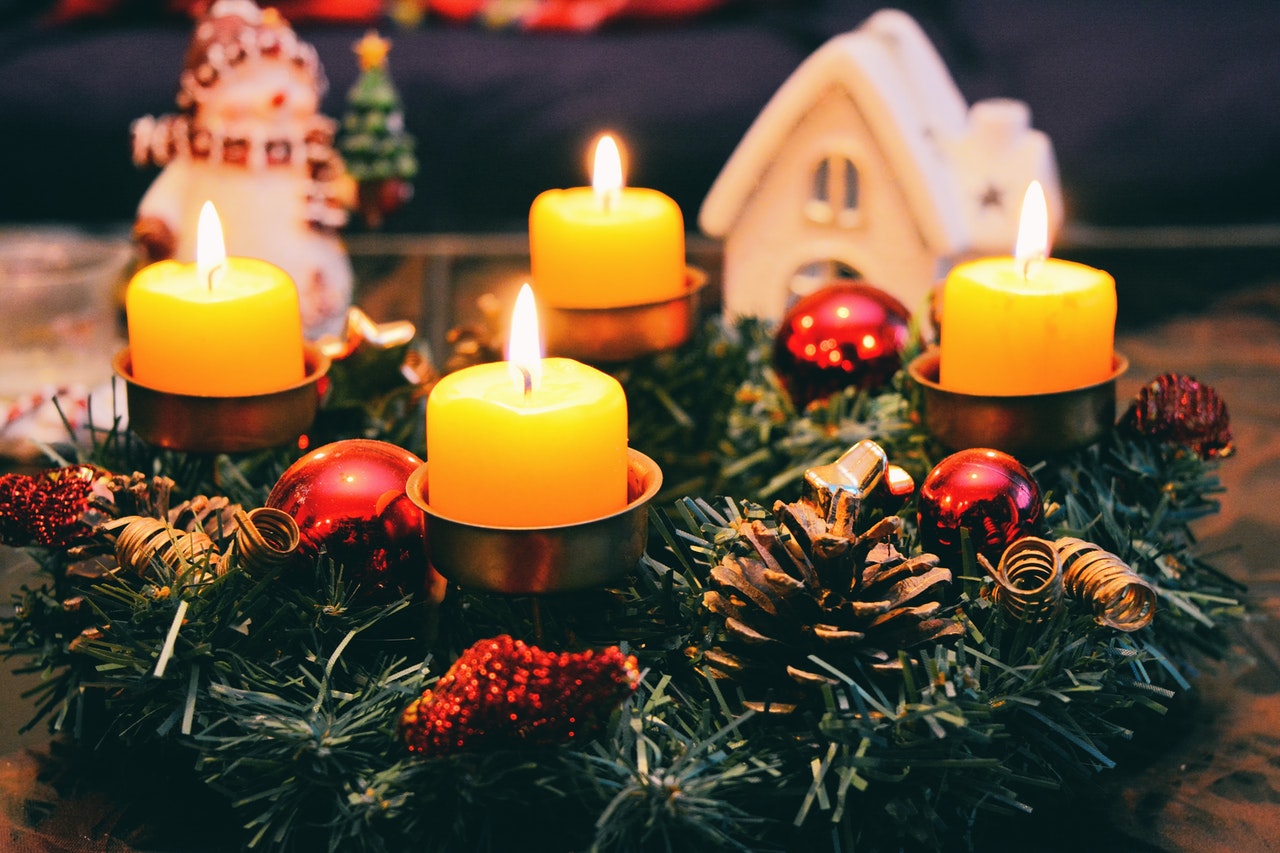 Stroiki z szyszek – jak zrobić świąteczne ozdoby w duchu eko 5 pomysłów